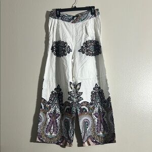 Bohemian Wide-Leg Pants with Paisley Print